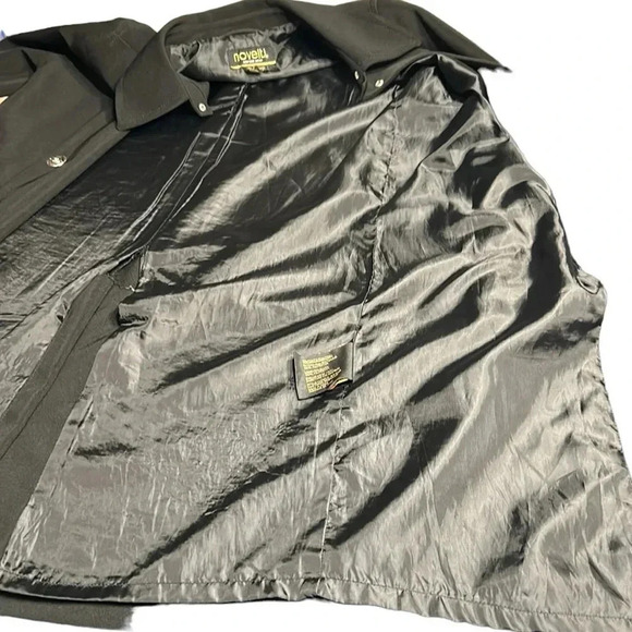 Novelti  coat,women large  PTP 21” black,front snap,shirt collar,career,classy - Picture 8 of 15